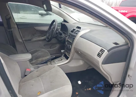 2013 Toyota Corolla Le z USA, uszkodzony, nr VIN 2T1BU4EE9DC074148